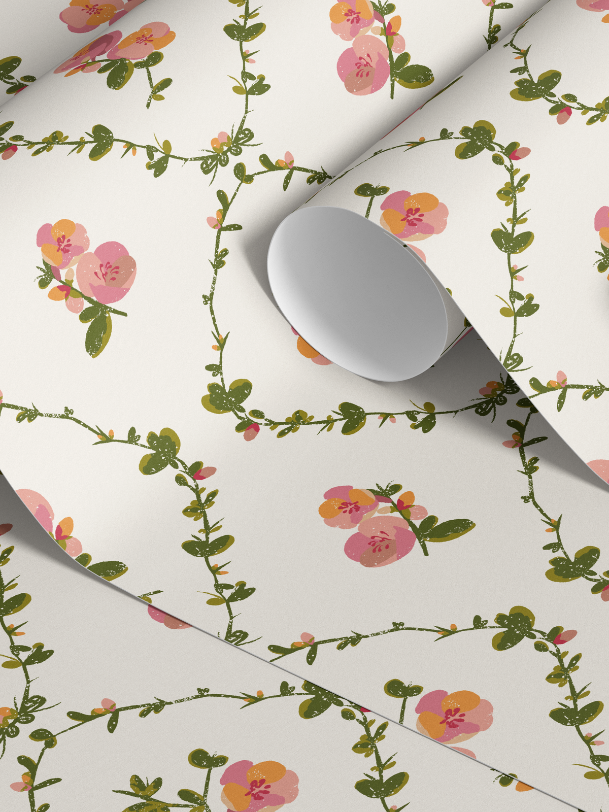 Betsy on Ivory — Wallpaper