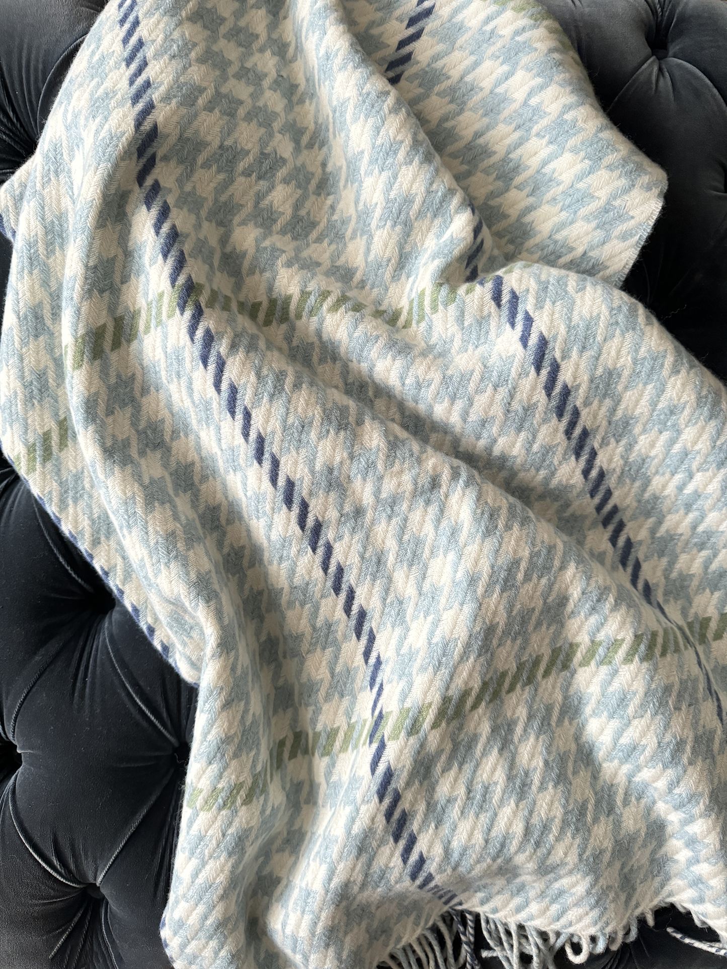 Houndstooth in Blue Throw