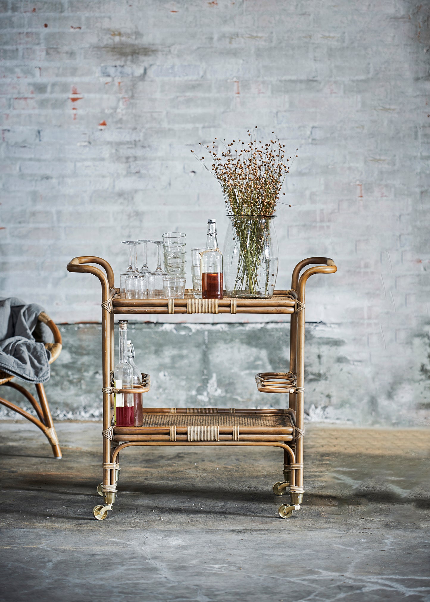 Rolling bar cart in rattan and wicker | Carlo Bar Trolley