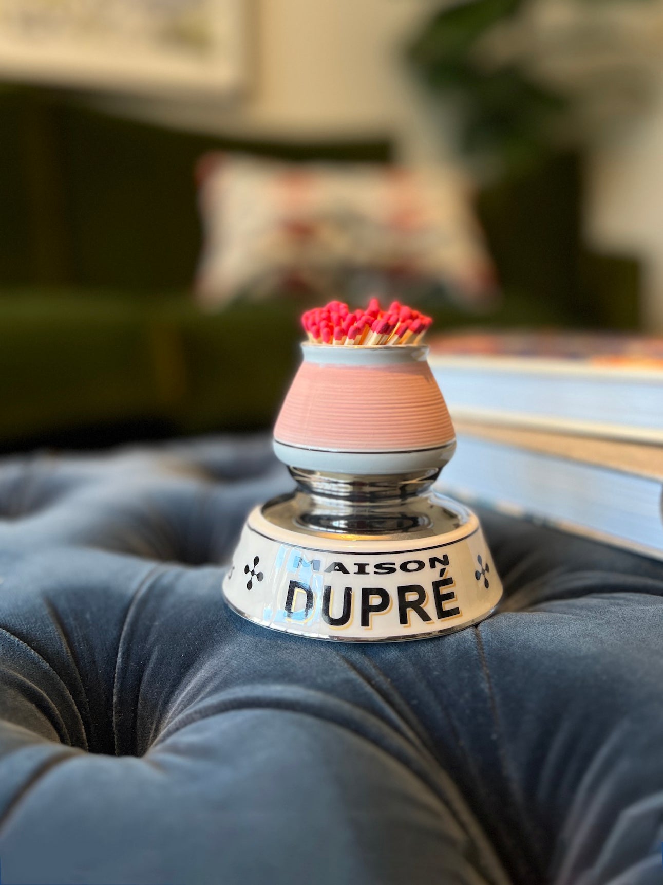 Maison Dupré Match Striker